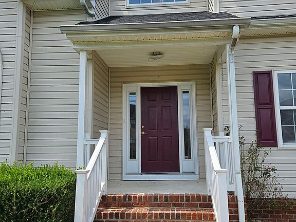 2nd image of 13354 Castlewellan Dr