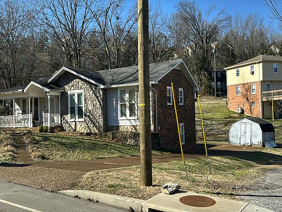 2nd image of 5133 Amalie Dr