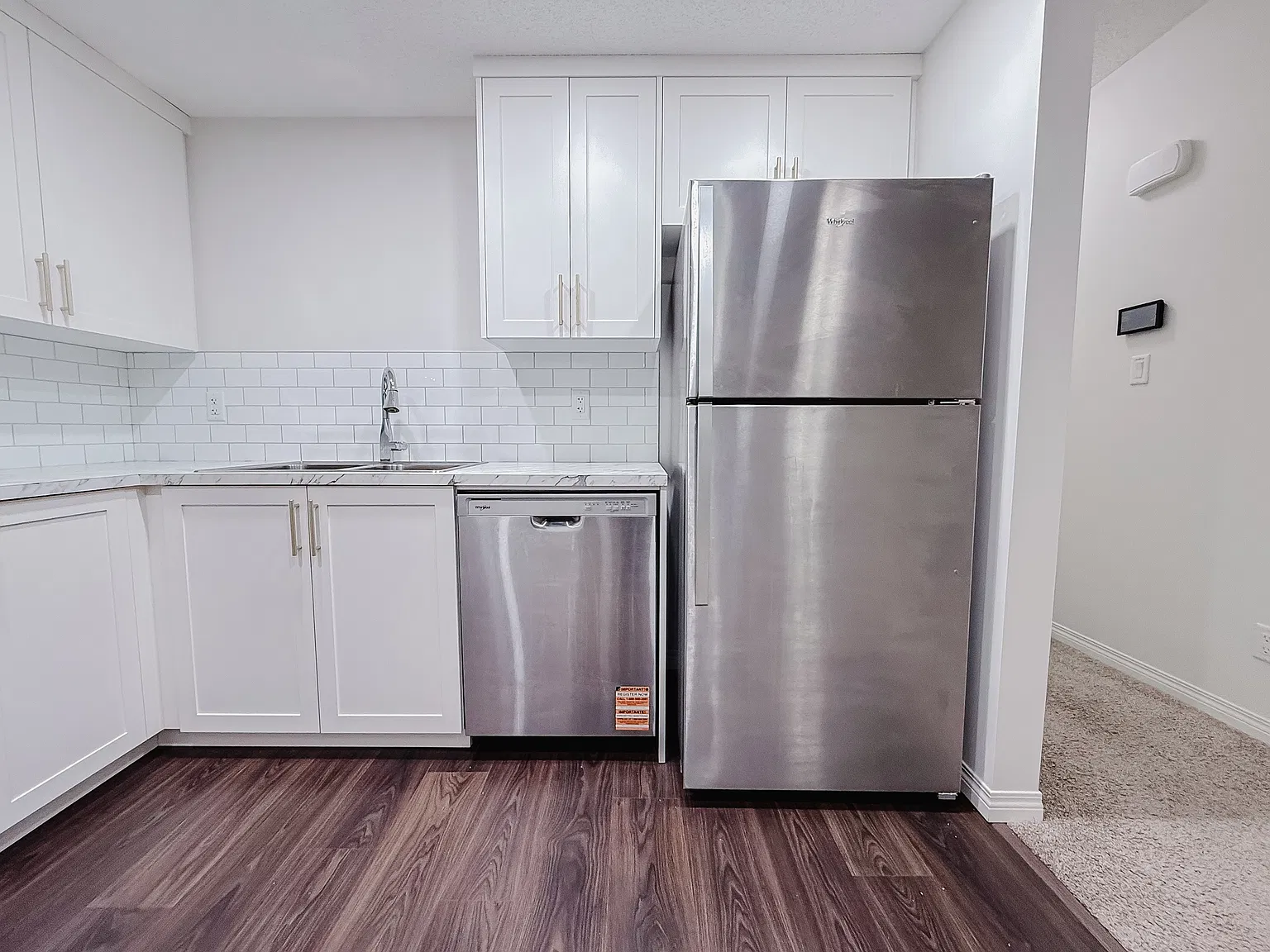 86 Creekside Manor SW, Calgary - Lower — Photo 4