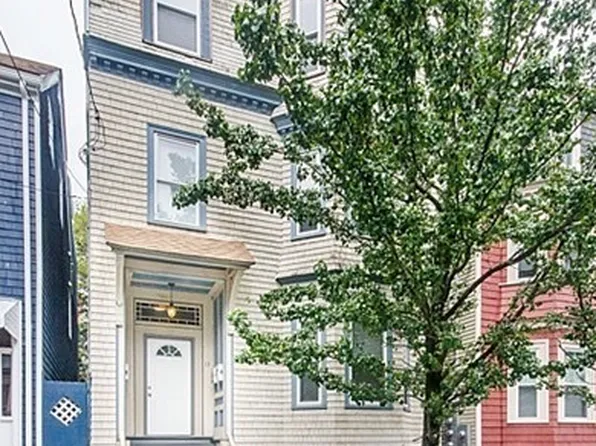 13 Mercer St #1, South Boston, MA 02127