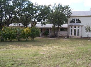 147 Lone Star Ln, Blanco, TX 78606