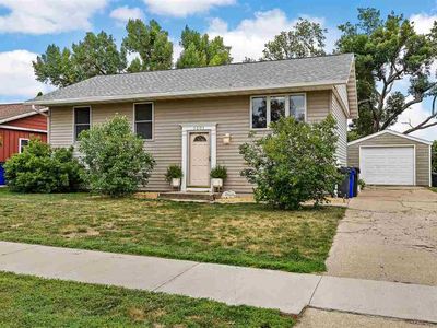 1201 Sioux Dr NW, Cedar Rapids, IA, 52405