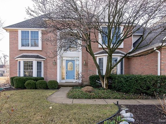2nd image of 1684 Park Side Ct