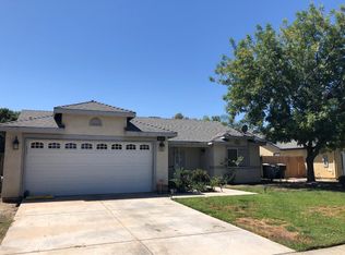1451 Stanford Ct, Hanford, CA 93230