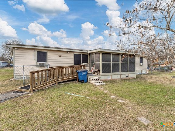 2nd image of 3040 Prado Verde