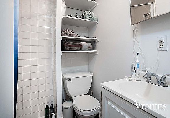 5th image of 519 E 11th St #4E