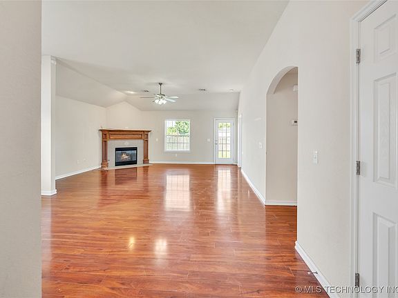2nd image of 3830 S 201st East Ave