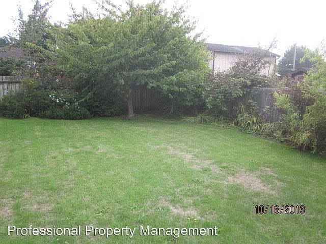 2nd image of 1316 G St