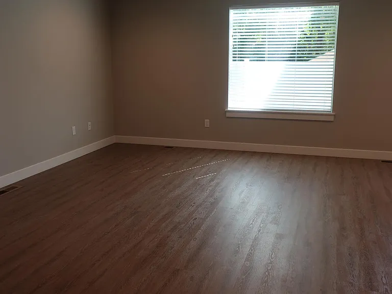 1099 New Oak Ln — Photo 10