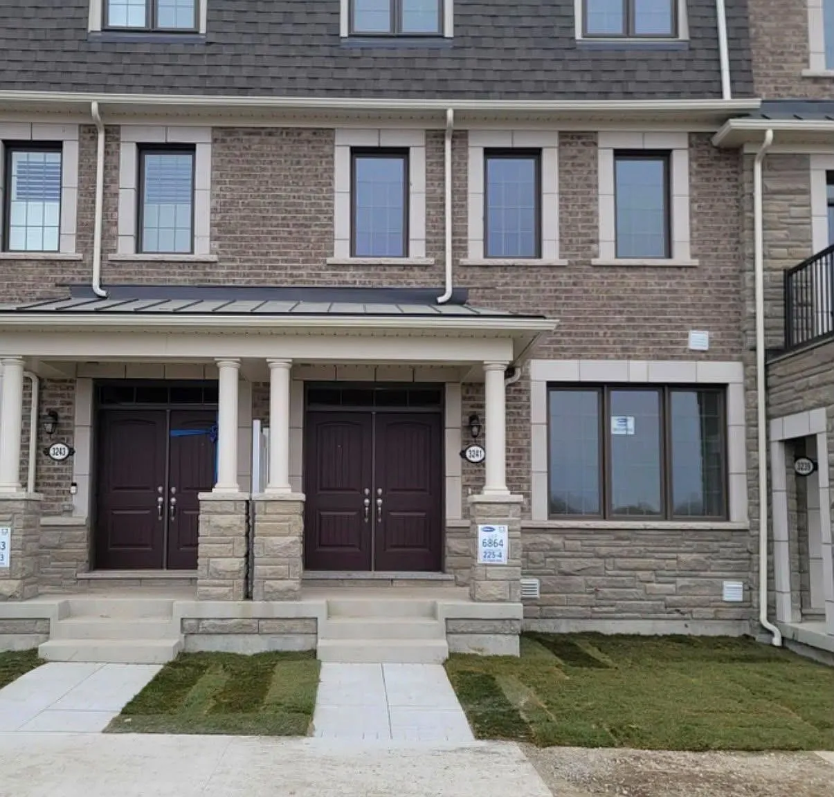 4 bed, $3,100 — Photo 1