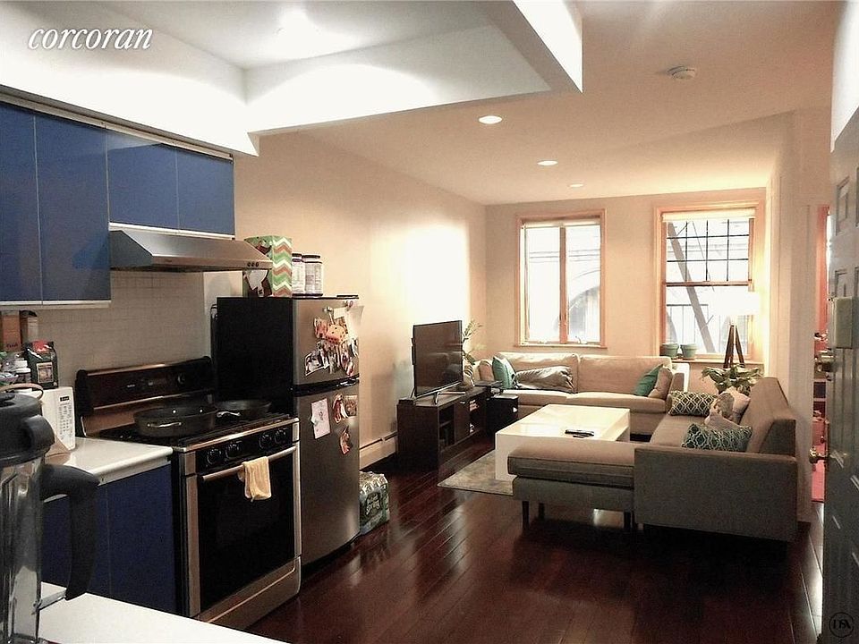 1st image of 124 Nassau St APT 3