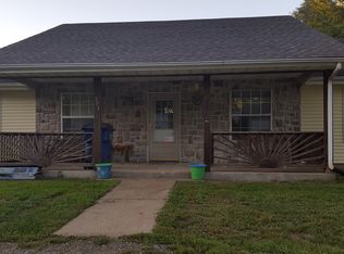 503 Warren St, Oskaloosa, KS 66066