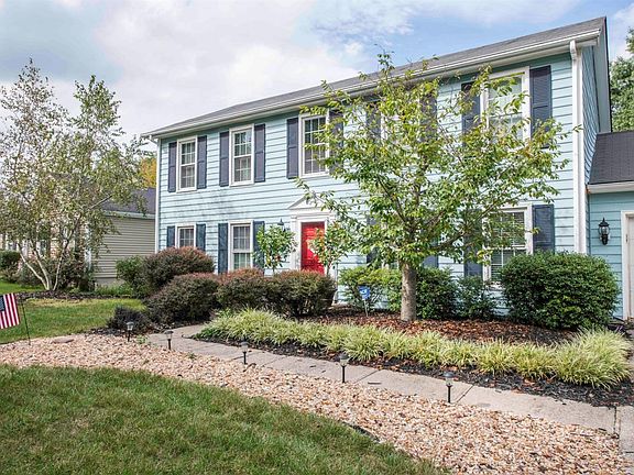 3rd image of 3260 Carriage Ln