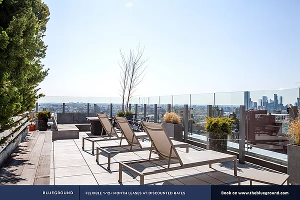 Rented by The Blueground | media 367