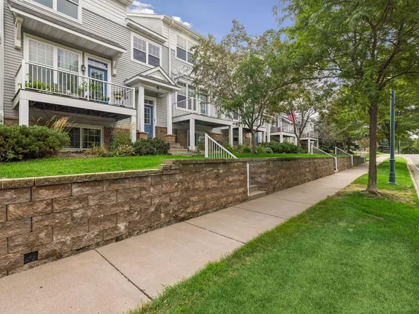 1662 Village Trl E Unit 3, Maplewood, MN 55109