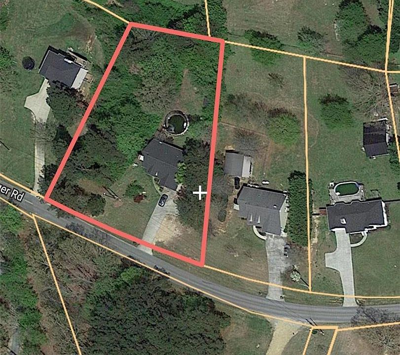 2nd image of 242 Stringer Rd