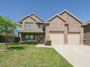 2053 Club Oak Dr, Heartland, TX 75126