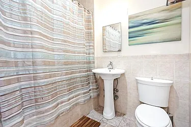 Sold by Avenue Sotheby's International Realty