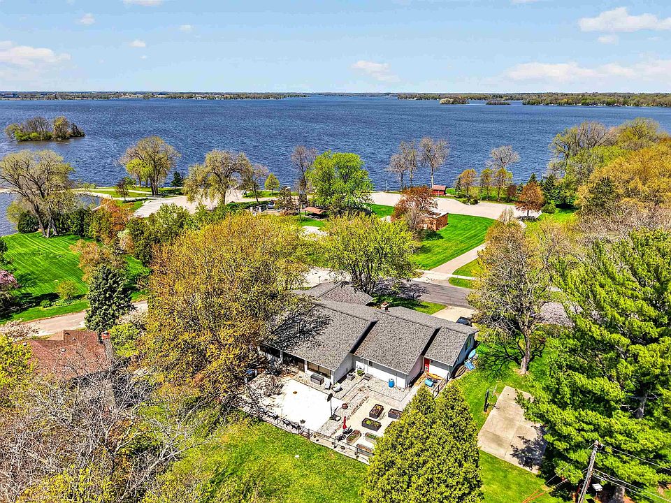 1st image of 1305 Lake Shore Dr