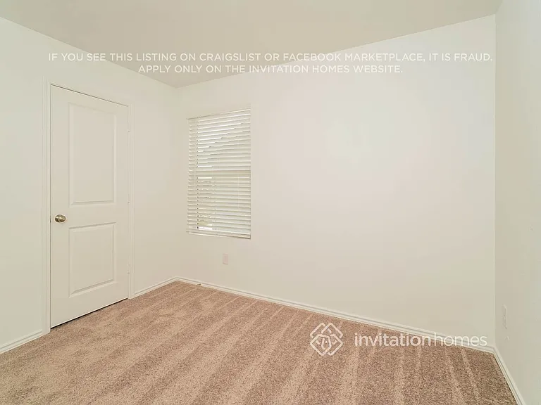 222 Hollywood Dr — Photo 12