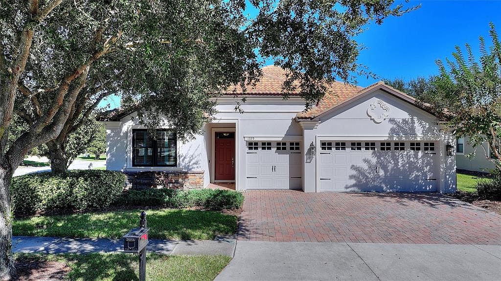 1379 Dolphin Head St