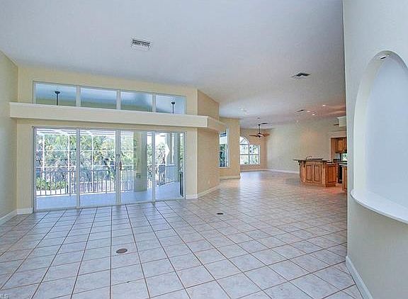 4th image of 232 Robinwood Cir