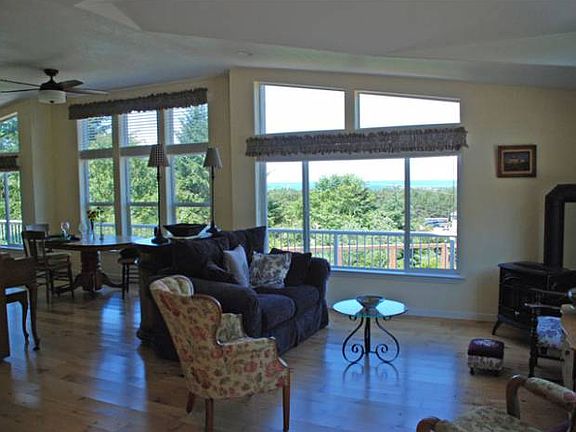 5th image of 188 Glen Dee Ln