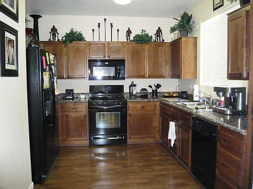 2nd image of 10160 Pleasant Village Pl