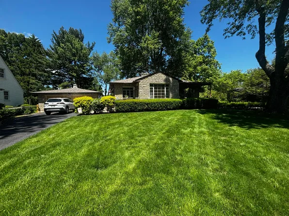 220 Lintner St, Columbus, OH 43230