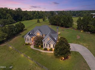 2027 Herbert Akins Rd, Fuquay Varina, NC 27526