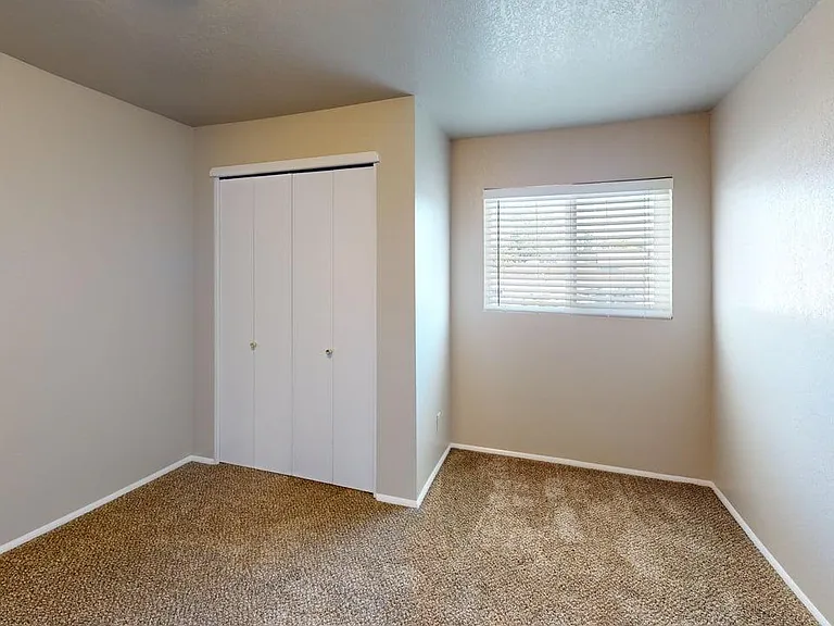 111 NW Columbia Ave #3 — Photo 4