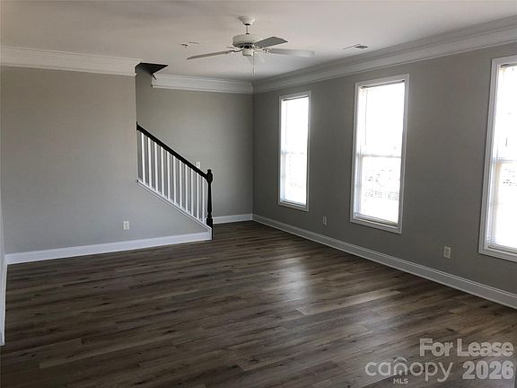3rd image of 115 Plantation Ridge Dr Unit 202