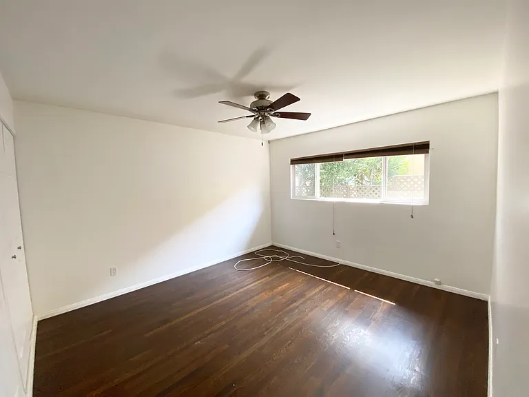 2215 Harriman Ln #A — Photo 16