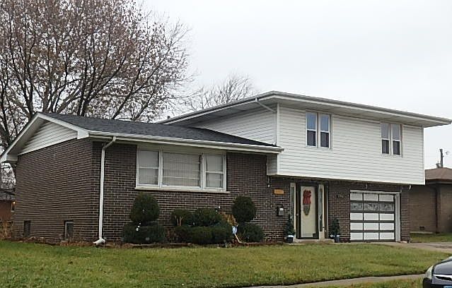 2nd image of 13940 S Richardson Ave