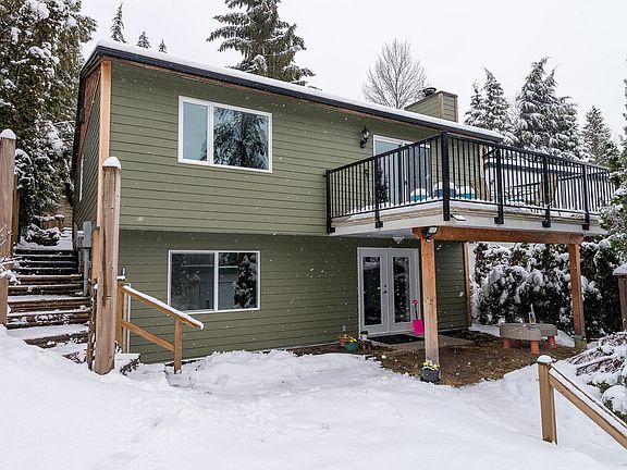 2nd image of 743 Appleyard Ct