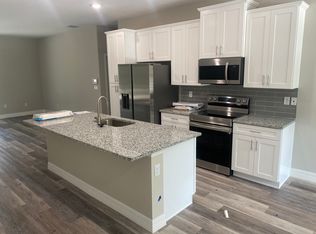 6340 N Walter Ter, Citrus Springs, FL 34434