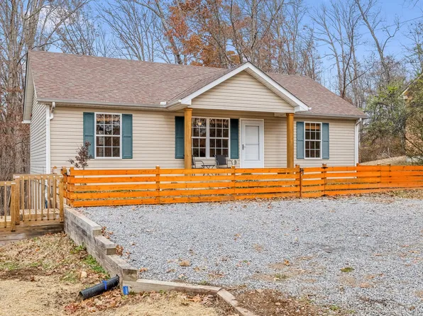 162 N Poole St, Ashland City, TN 37015