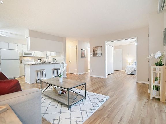 5th image of 2005 Tibbetts Dr APT 203