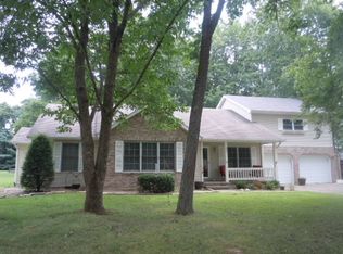 836 McCauley Rd, Mount Vernon, IL 62864