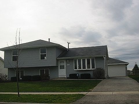2nd image of 1413 Bassett Dr