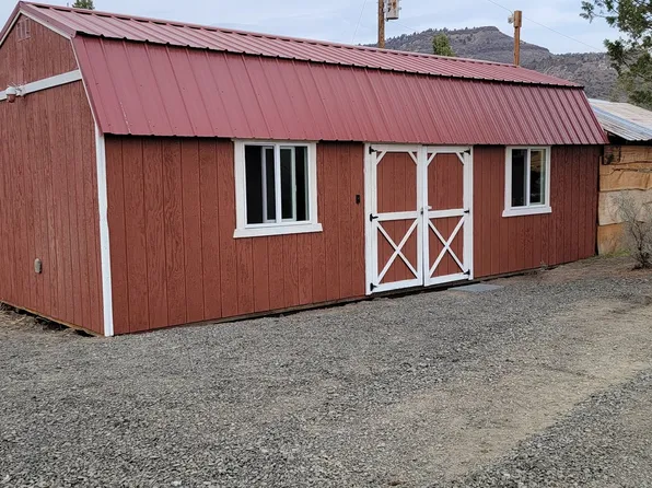 216 Quail St, Spray, OR 97874