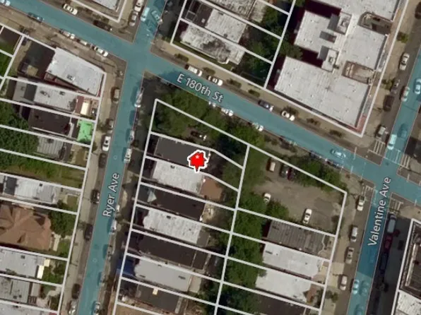 2074 Ryer Ave, Bronx, NY 10457