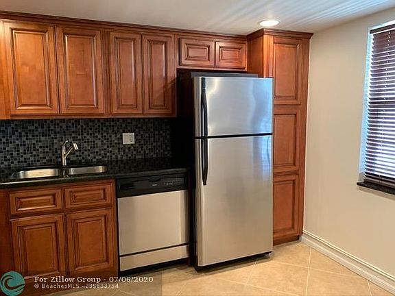 2nd image of 605 Oaks Dr APT 1002