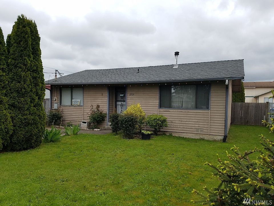 1st image of 2717 57th Ave NE