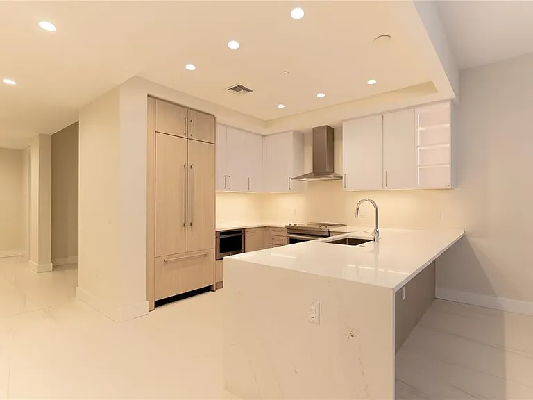 275 1st Ave S #1504 — Photo 9
