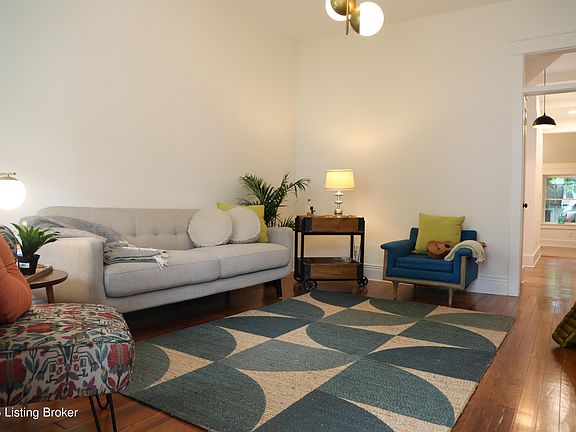 5th image of 456 E Brandeis Ave