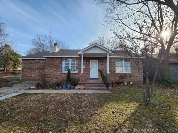 212 N East Ave, Tahlequah, OK 74464