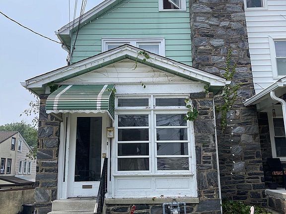 3rd image of 712 Belfield Ave