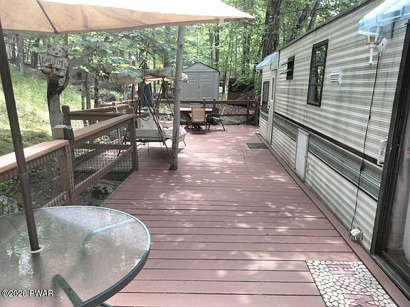 3rd image of 106 Sugar Pine Dr