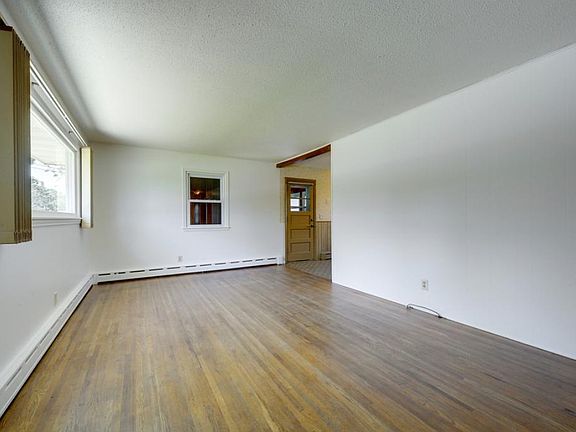 5th image of 4824 Vera Cruz Ave N